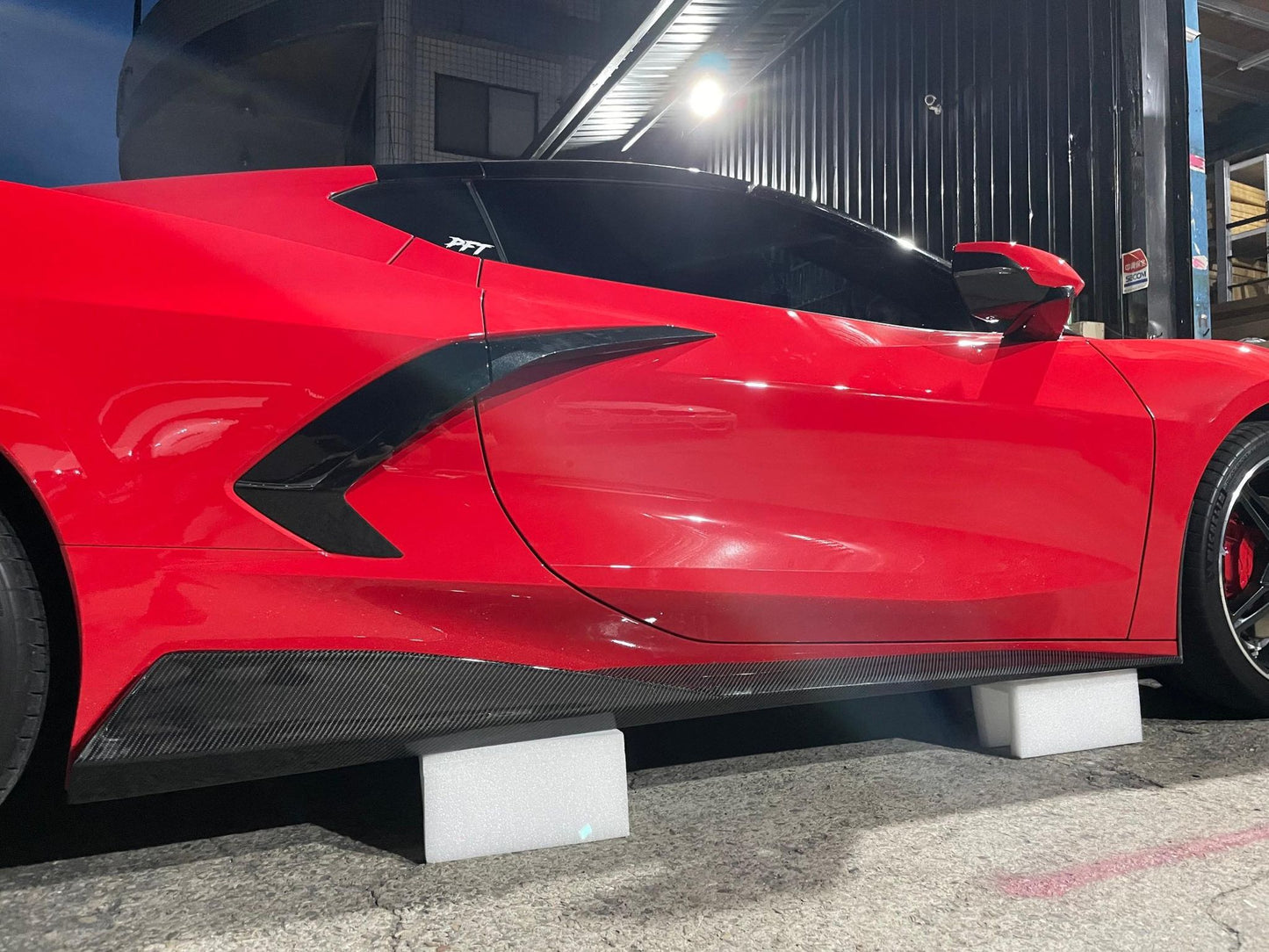 AeroLuxe 20+ Chevy C8 Corvette Spec-Z51 Carbon Fiber Side Skirts