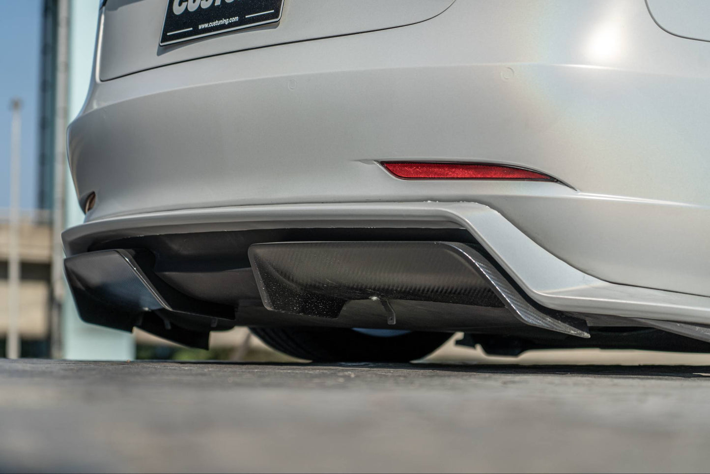 Custuning Tesla Model 3 Rear Diffuser