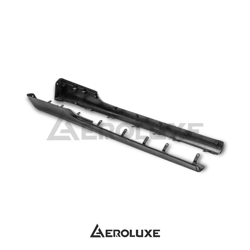 AeroLuxe 99-02 Nissan Skyline R34 GTR Spec-R Poly Side Skirts
