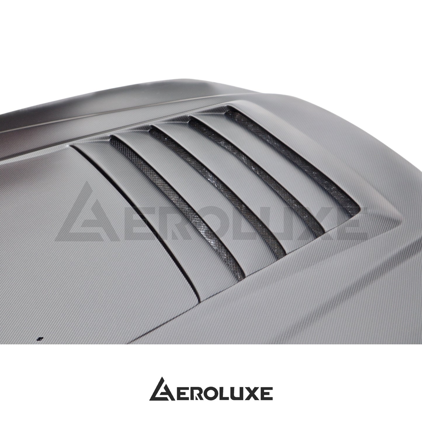 AeroLuxe R34 Spec-ZTN Dry Carbon Hood