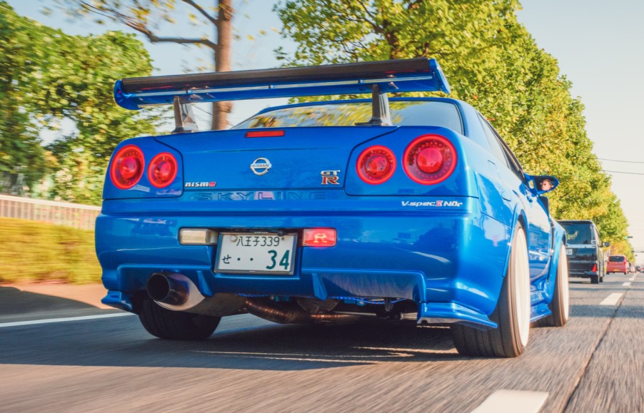 AeroLuxe 98-02 Nissan Skyline R34 Spec-ZTN FRP Rear Spats