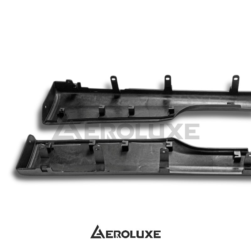 AeroLuxe 99-02 Nissan Skyline R34 GTR Spec-R Poly Side Skirts (PRE-ORDER)