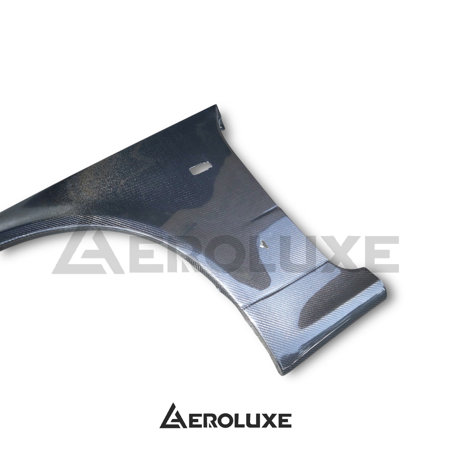 AeroLuxe R34 Spec-ZTN Carbon Fiber Front Fenders