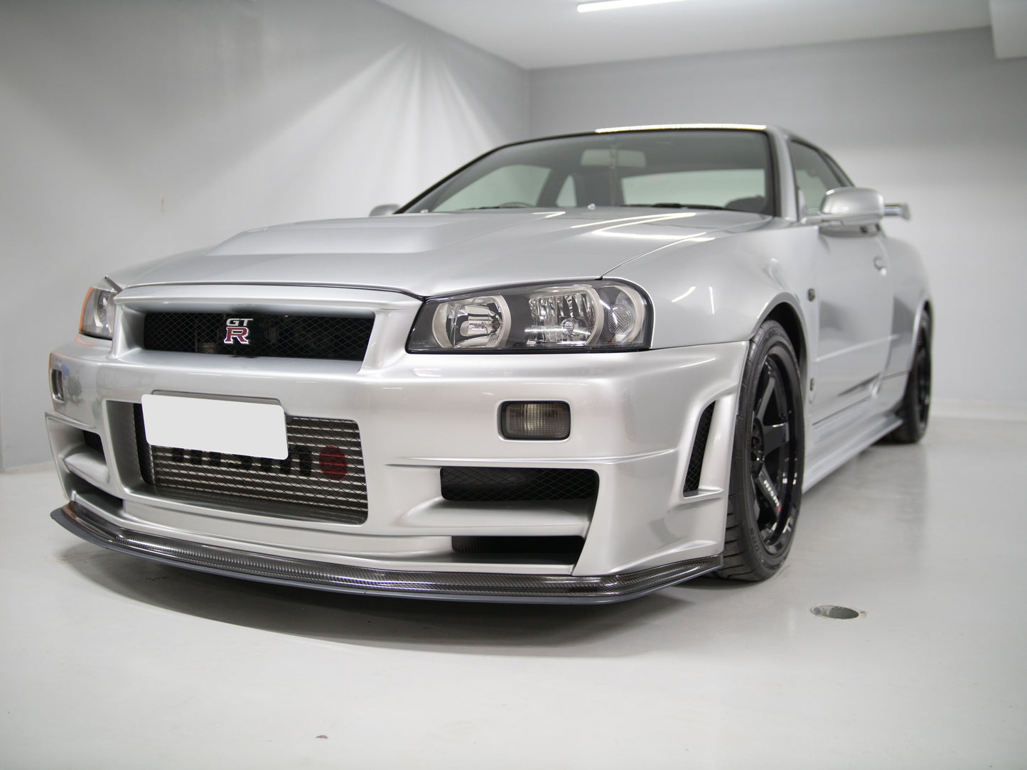 AeroLuxe R34 GTR Spec-ZTN Carbon Fiber Front Splitter (PRE-ORDER)